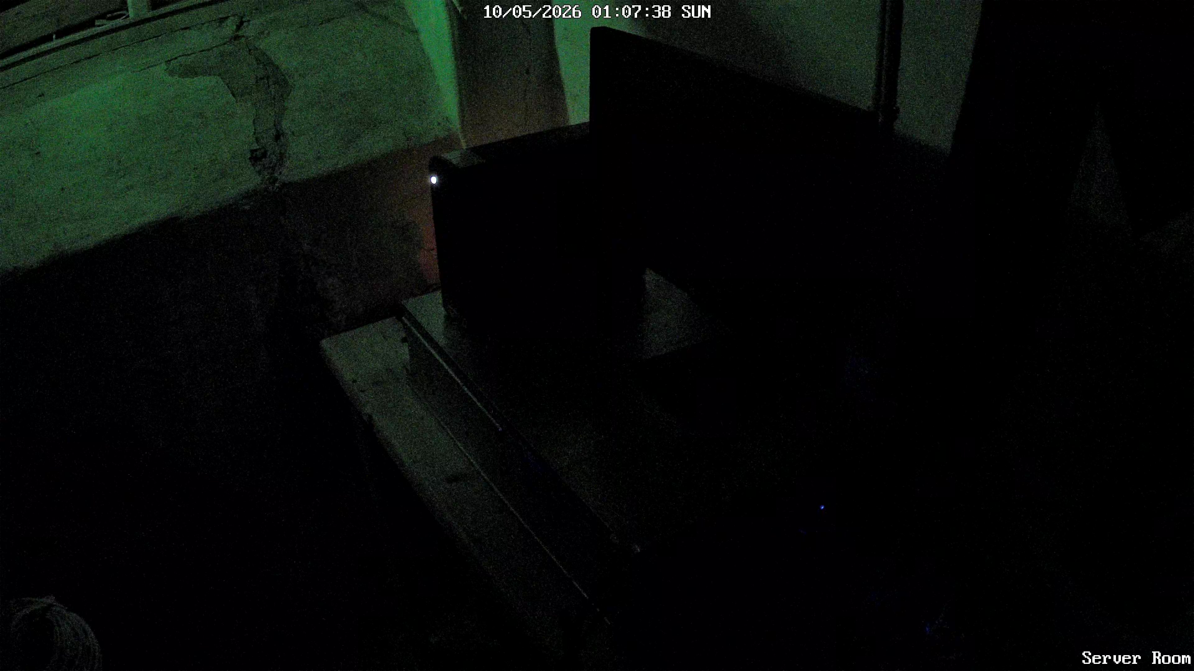 Live camera screenshot from the CCCP.PS server room